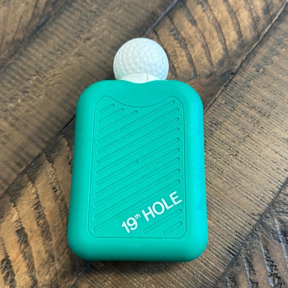 Vintage 19th Hole Flask - Picture 3 of 3